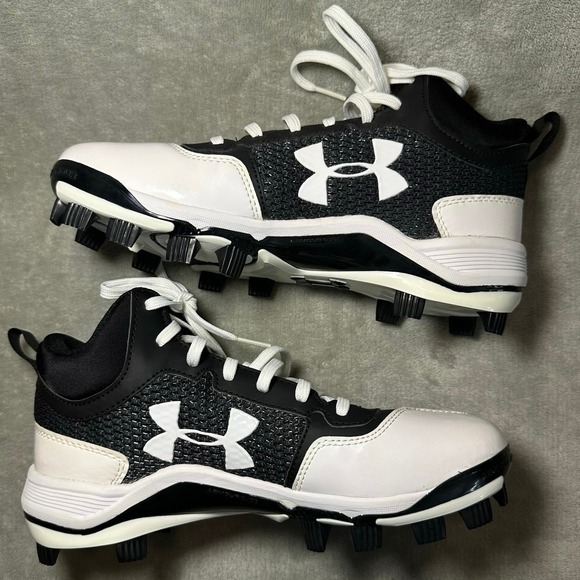 NEW Under Armour Mid TPU Baseball Cleats Men Size 6.5 Black White 1278738-011 - Picture 3 of 10